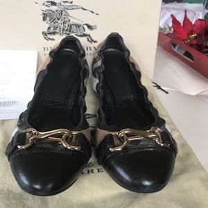 Burberry Flat Shoes